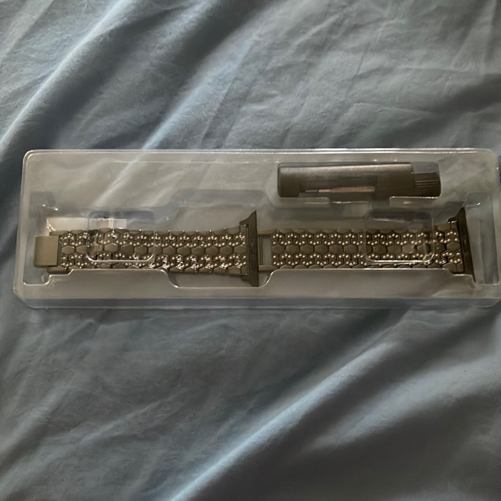 Size 42 gunmetal with rhinestone smartwatch band